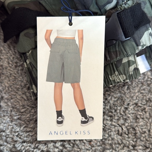 NWT Angel Kiss Cargo Shorts Camouflage XS - Picture 5 of 11